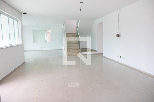 Casa à venda com 4 quartos, 400m² em Jardim Leonor Mendes de Barros, São Paulo