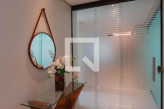 Apartamento à venda com 3 quartos, 146m² em Vila Moinho Velho, São Paulo