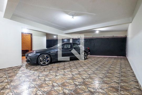 Garagem de casa à venda com 4 quartos, 440m² em Sumaré, São Paulo