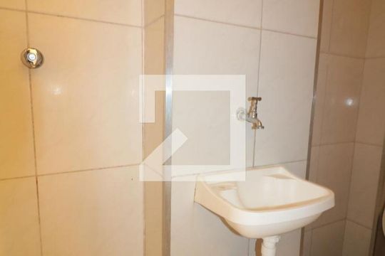 Banheiro de kitnet/studio à venda com 1 quarto, 31m² em Brás, São Paulo