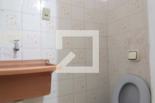 Banheiro de kitnet/studio à venda com 1 quarto, 31m² em Brás, São Paulo