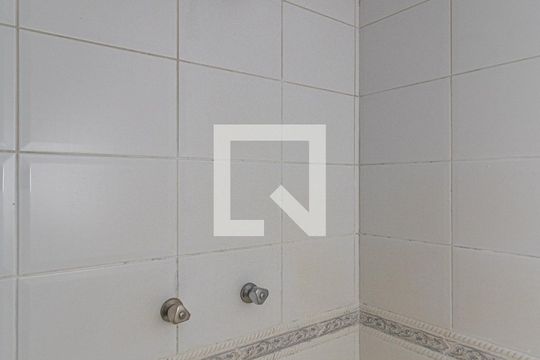 Banheiro da Suíte de apartamento à venda com 3 quartos, 135m² em Rio Branco, Porto Alegre