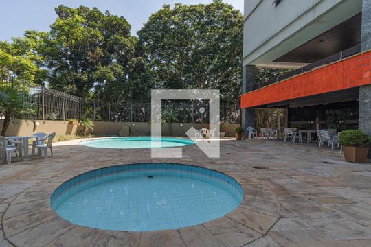 Área comum - Piscina de apartamento à venda com 3 quartos, 135m² em Rio Branco, Porto Alegre