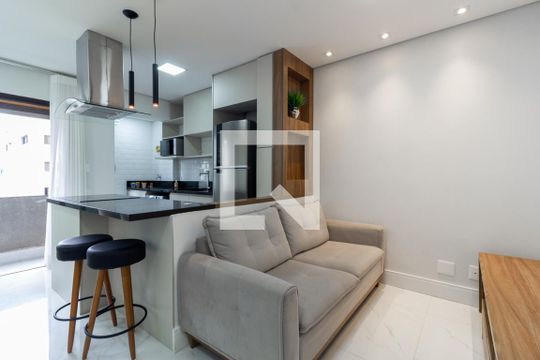 Apartamento para alugar com 1 quarto, 48m² em Vila Uberabinha, São Paulo