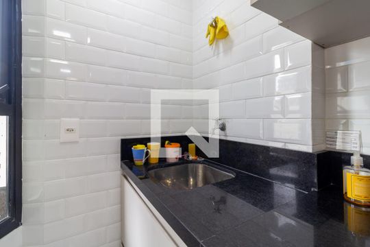 Área de Serviço de apartamento para alugar com 1 quarto, 48m² em Vila Uberabinha, São Paulo
