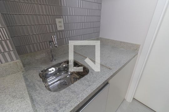 Lavanderia de apartamento para alugar com 1 quarto, 43m² em Liberdade, São Paulo