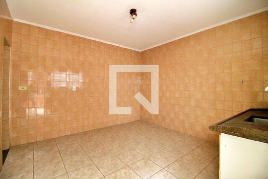Cozinha de casa à venda com 2 quartos, 200m² em Campestre, Santo André