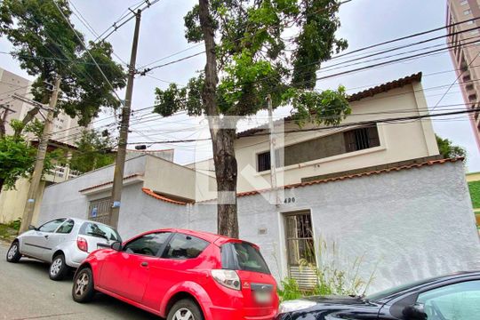 Fachada de casa à venda com 2 quartos, 200m² em Campestre, Santo André