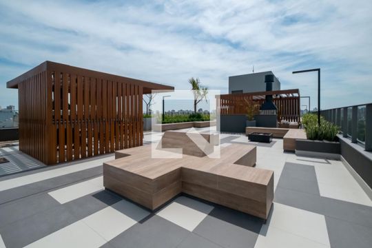 Área comum de kitnet/studio para alugar com 1 quarto, 33m² em Centro Histórico, Porto Alegre
