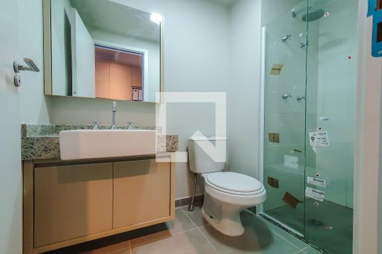 Banheiro de kitnet/studio à venda com 1 quarto, 30m² em Vila Mariana, São Paulo
