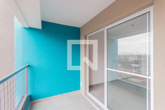Varanda de kitnet/studio para alugar com 1 quarto, 43m² em Vila São Pedro, Santo André