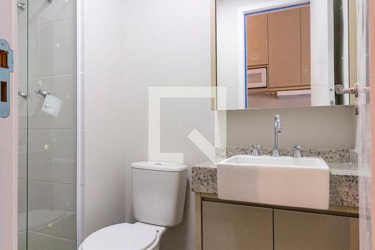 Banheiro de kitnet/studio à venda com 1 quarto, 30m² em Vila Mariana, São Paulo