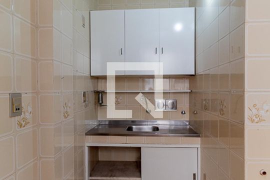 Cozinha de apartamento para alugar com 1 quarto, 46m² em Centro, Rio de Janeiro