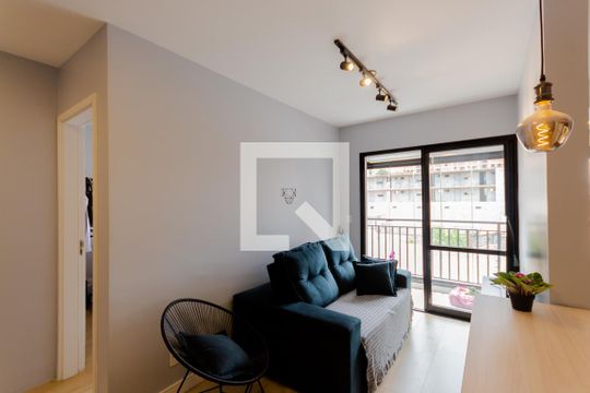 Apartamento à venda com 1 quarto, 44m² em Campestre, Santo André