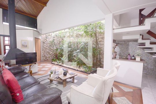 Casa à venda com 3 quartos, 460m² em Jardim da Saúde, São Paulo