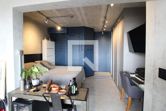 Studio de kitnet/studio para alugar com 1 quarto, 30m² em Bom Retiro, São Paulo