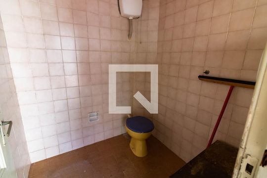 Banheiro, edícula  de casa para alugar com 2 quartos, 110m² em Vila Congonhas, São Paulo