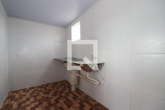 Cozinha e Área de Serviço de apartamento para alugar com 2 quartos, 50m² em Conjunto J, Brasília