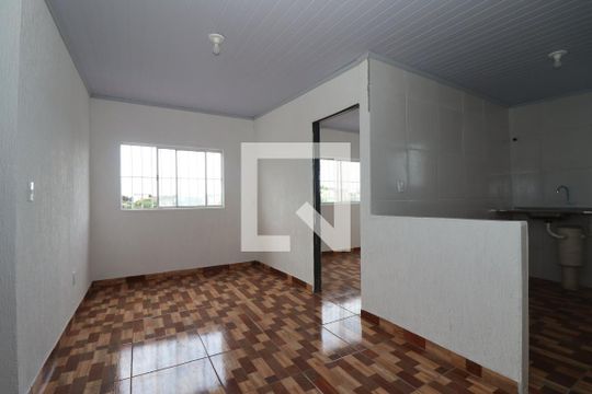 Apartamento para alugar com 2 quartos, 50m² em Conjunto J, Brasília