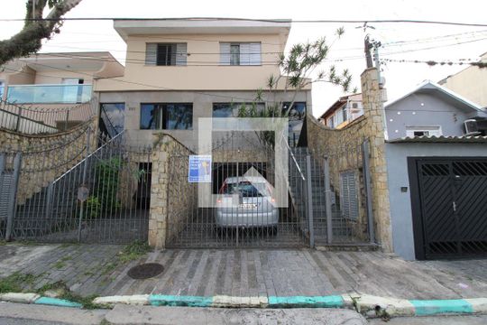 Fachada de casa à venda com 2 quartos, 250m² em Vila Alpina, São Paulo