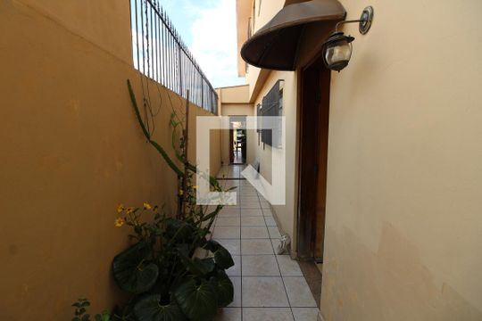 Quintal de casa à venda com 2 quartos, 250m² em Vila Alpina, São Paulo