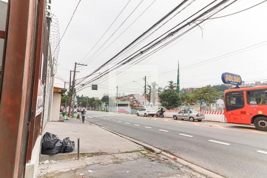 Fachada de kitnet/studio para alugar com 1 quarto, 20m² em Vila Lageado, São Paulo