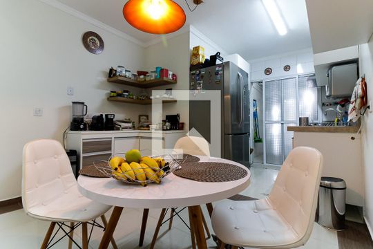 Cozinha de casa à venda com 3 quartos, 157m² em São Domingos, São Paulo