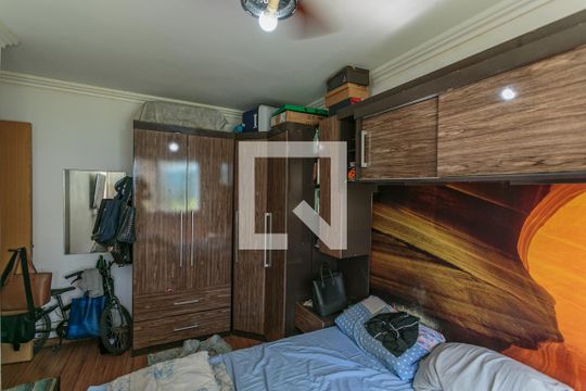 Quarto 2 de apartamento para alugar com 2 quartos, 56m² em Jardim Carvalho, Porto Alegre