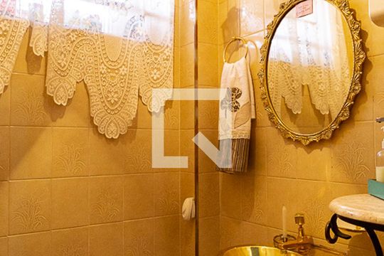 Lavabo de casa à venda com 3 quartos, 160m² em Parque Jabaquara, São Paulo
