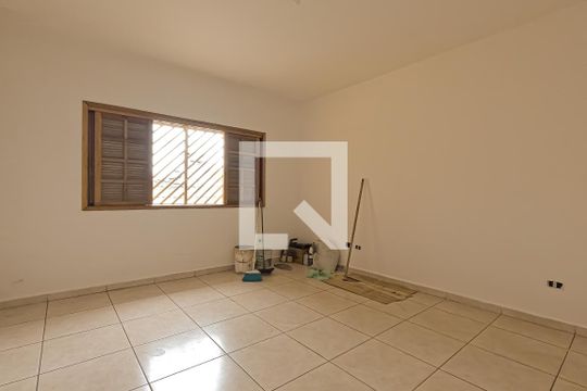 Quarto 1 de casa à venda com 2 quartos, 180m² em Vila Endres, Guarulhos