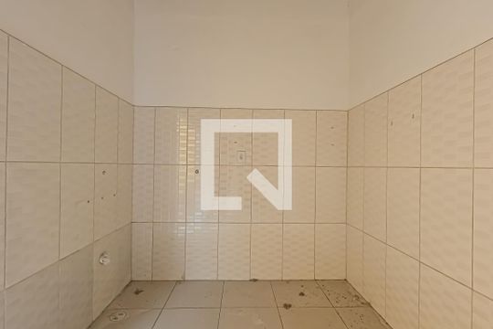 Área de Serviço de casa à venda com 2 quartos, 180m² em Vila Endres, Guarulhos