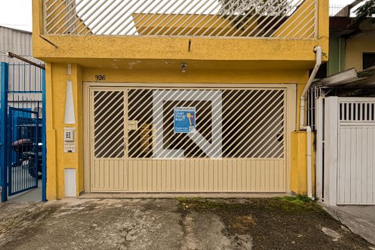 Fachada da Casa de casa à venda com 2 quartos, 180m² em Vila Endres, Guarulhos