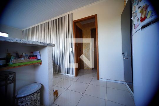 Cozinha de casa à venda com 9 quartos, 300m² em Jardim Carvalho, Porto Alegre