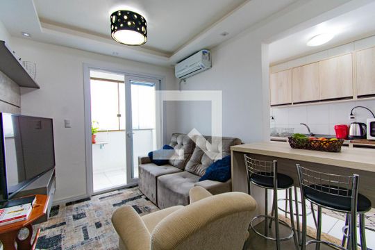Sala de apartamento à venda com 3 quartos, 72m² em Marechal Rondon, Canoas