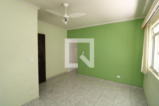 Casa para alugar com 2 quartos, 110m² em Parque Santa Madalena, São Paulo