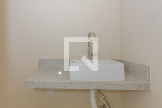 Sala - Lavabo de apartamento para alugar com 3 quartos, 89m² em Passo D’areia, Porto Alegre