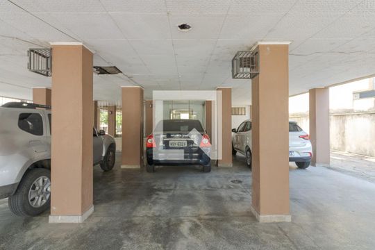 Garagem de apartamento à venda com 3 quartos, 89m² em Passo D’areia, Porto Alegre