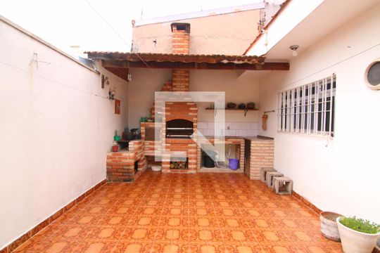 Churrasqueira de casa à venda com 2 quartos, 180m² em Cangaiba, São Paulo
