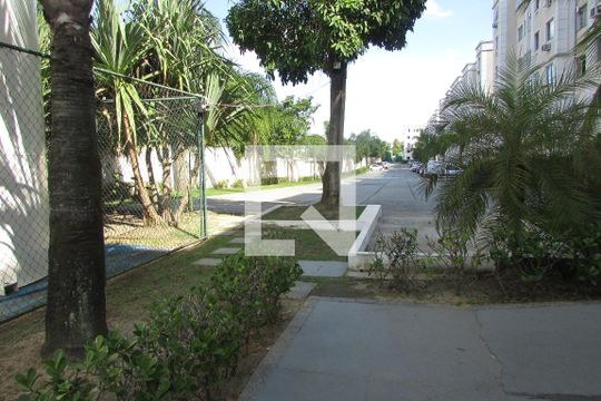Área comum de apartamento para alugar com 1 quarto, 57m² em Guaratiba, Rio de Janeiro