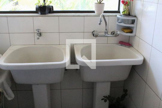 Detalhe - Área de Serviço - Tanques de casa à venda com 3 quartos, 398m² em Osvaldo Cruz, São Caetano do Sul