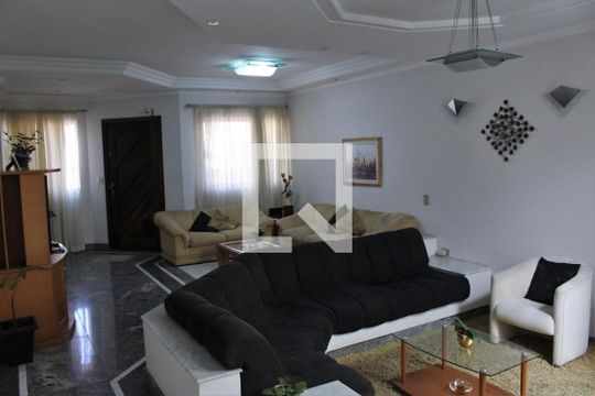 Casa à venda com 3 quartos, 398m² em Osvaldo Cruz, São Caetano do Sul
