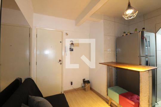Sala de apartamento para alugar com 2 quartos, 42m² em Brás, São Paulo