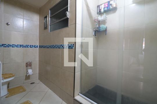 Banheiro de apartamento para alugar com 2 quartos, 42m² em Brás, São Paulo