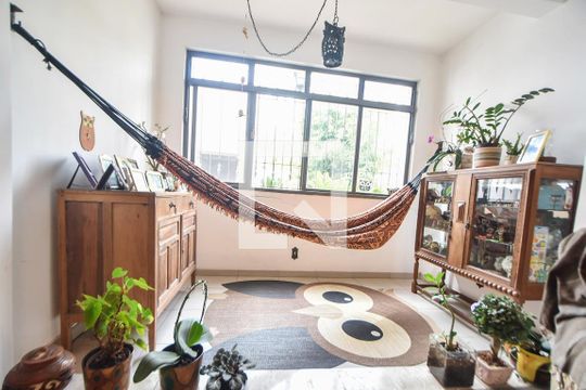 Sala de Estar de casa à venda com 3 quartos, 162m² em Cidade Monções, São Paulo