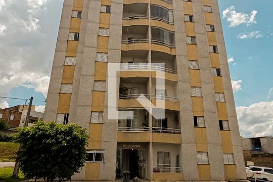 Fachada do bloco de apartamento para alugar com 2 quartos, 62m² em Jardim Testae, Guarulhos