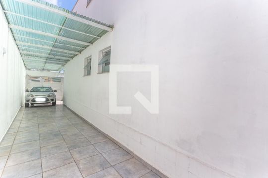 Garagem de casa à venda com 3 quartos, 280m² em Rudge Ramos, São Bernardo do Campo
