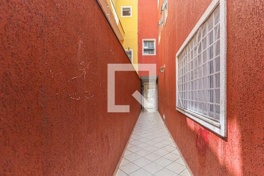 Corredor de casa à venda com 2 quartos, 247m² em Bandeiras, Osasco