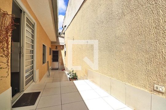 Quintal de casa à venda com 3 quartos, 184m² em Santa Teresinha, Santo André