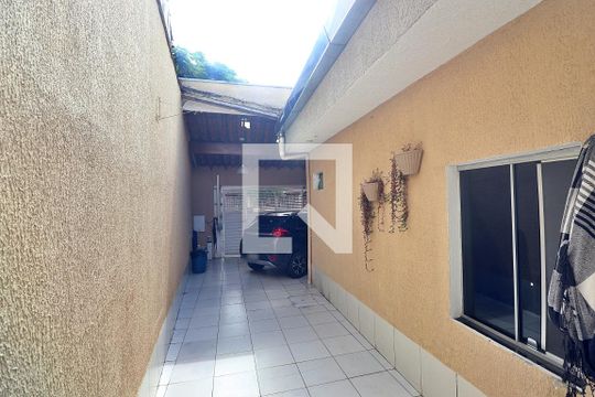 Quintal de casa à venda com 3 quartos, 184m² em Santa Teresinha, Santo André