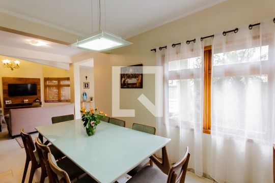 Sala de casa à venda com 3 quartos, 273m² em Vila Guiomar, Santo André